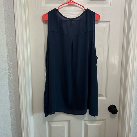 2/$10 Massini Navy Blue zippered tank size 3XL - Picture 7 of 9